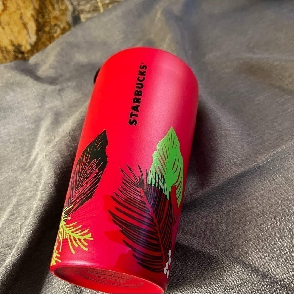 Christmas STARBUCKS holiday pointsettia 12 oz travel mug.in rich red - Picture 9 of 14